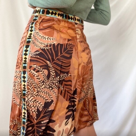 Farm Rio Isobel Mini Skirt - Picture 2 of 10